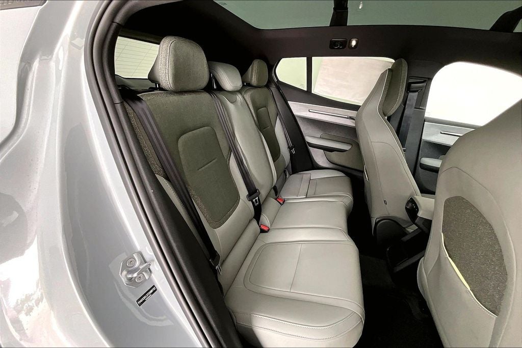 2026 Volvo EX30 Twin Motor Cross Country Ultra