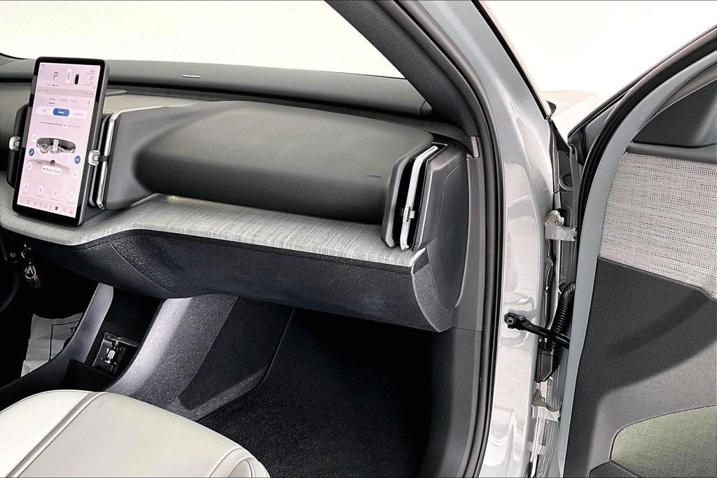 2026 Volvo EX30 Twin Motor Cross Country Ultra