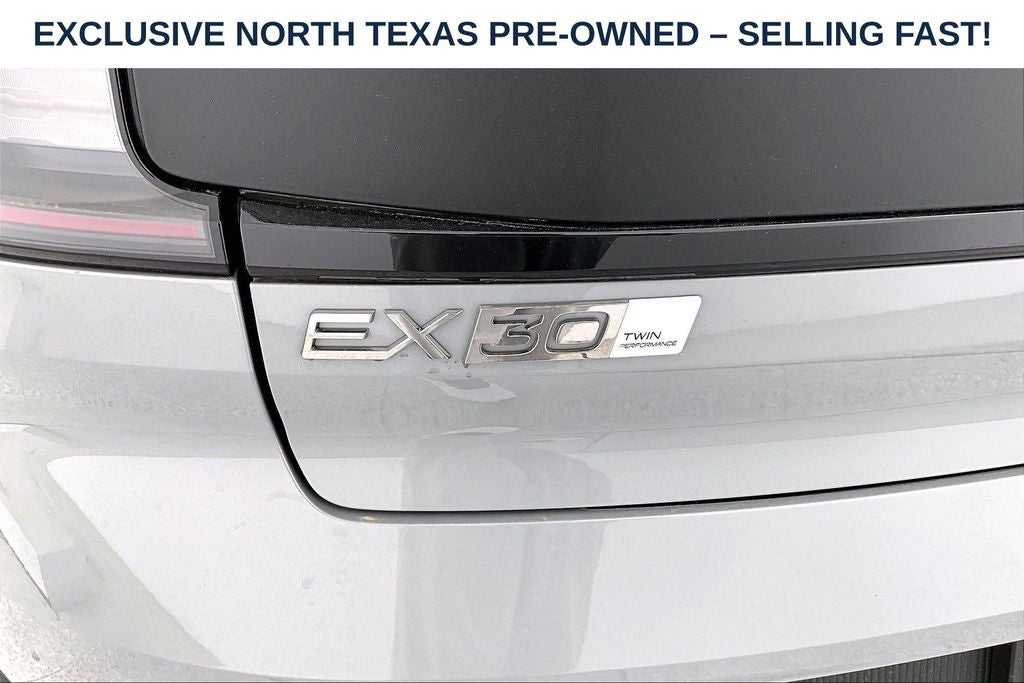 2026 Volvo EX30 Twin Motor Cross Country Ultra