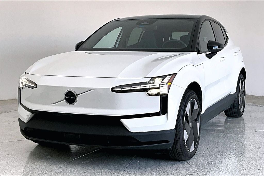 2025 Volvo EX30 Twin Motor Performance Plus