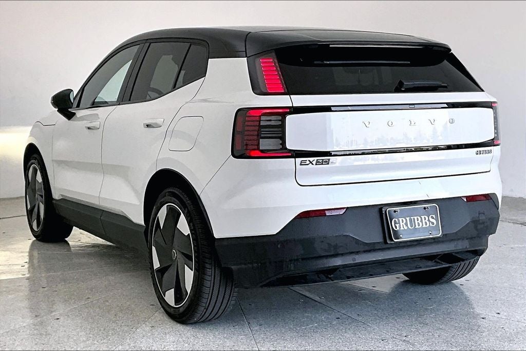 2025 Volvo EX30 Twin Motor Performance Plus