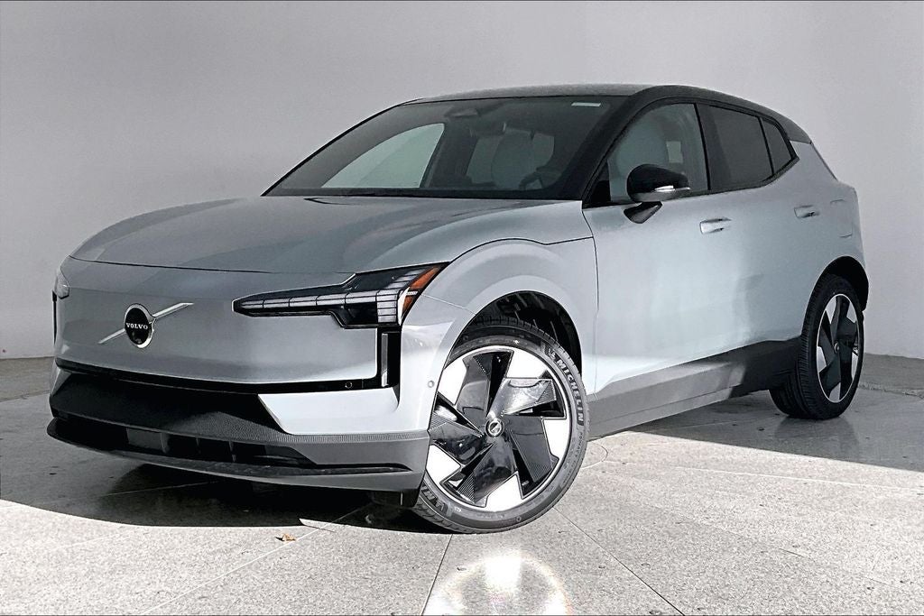 2026 Volvo EX30 Twin Motor Performance Ultra