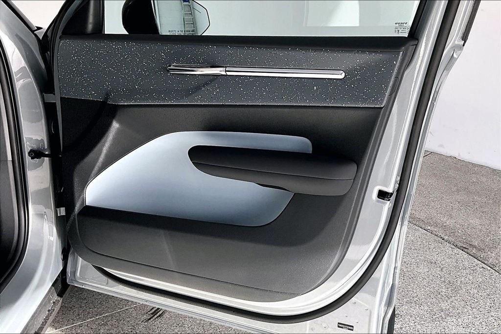 2026 Volvo EX30 Twin Motor Performance Ultra