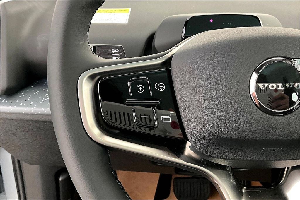 2026 Volvo EX30 Twin Motor Performance Ultra