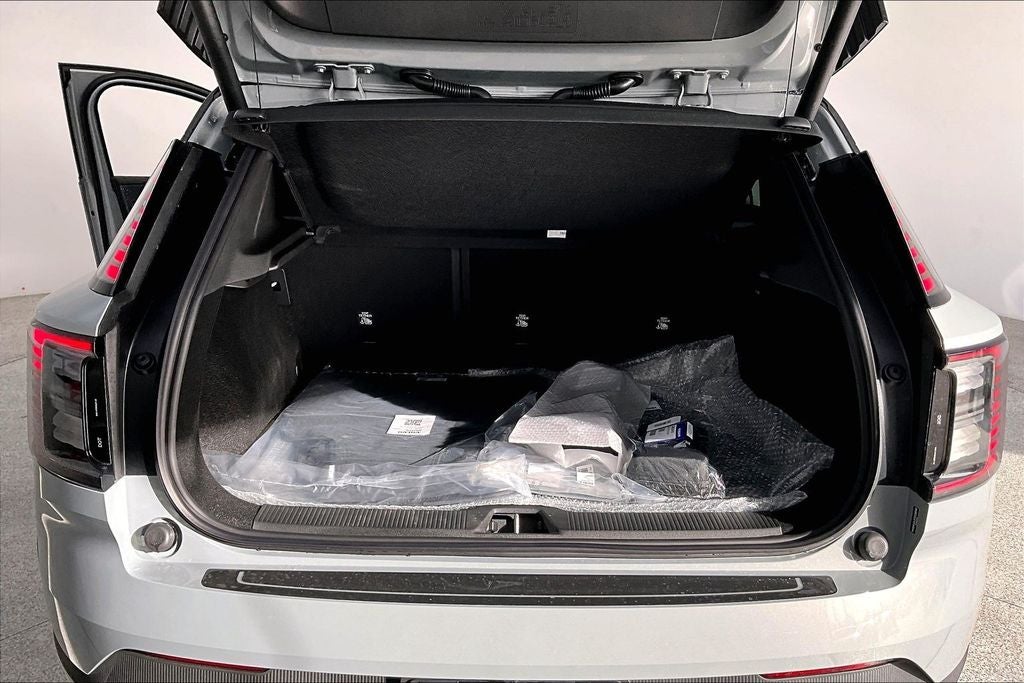 2026 Volvo EX30 Twin Motor Performance Ultra