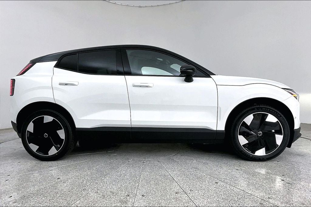 2026 Volvo EX30 Twin Motor Performance Ultra