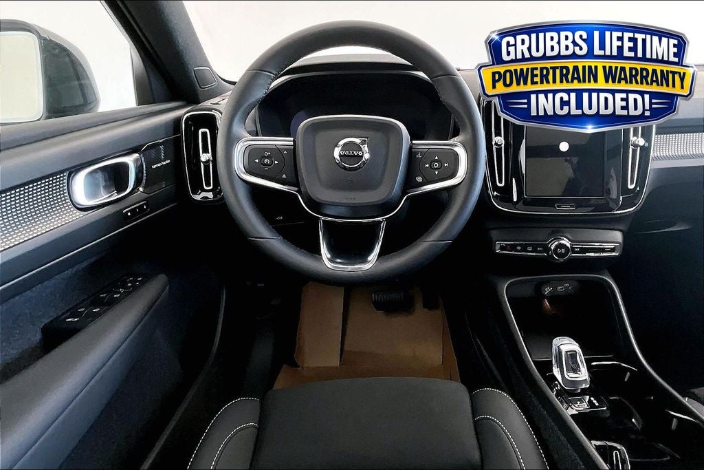 2026 Volvo EX40 Twin Motor Ultra