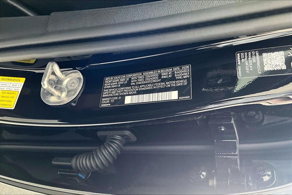 2026 Volvo EX40 Twin Motor Ultra