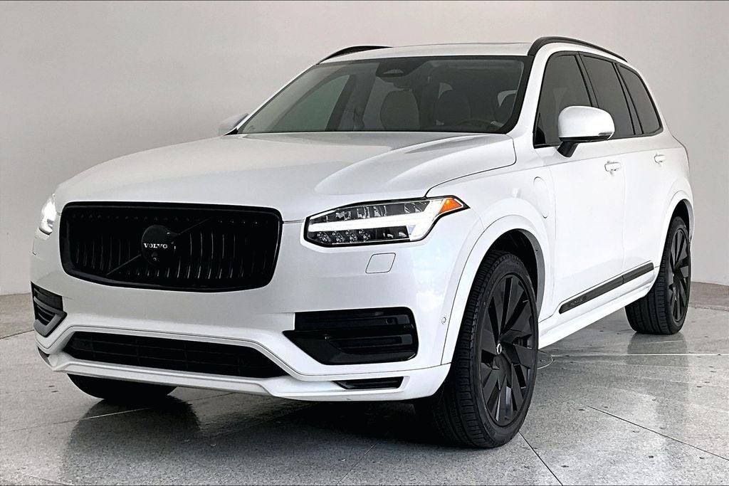2024 Volvo XC90 Recharge Plug-In Hybrid T8 Plus Bright Theme 7 Passenger