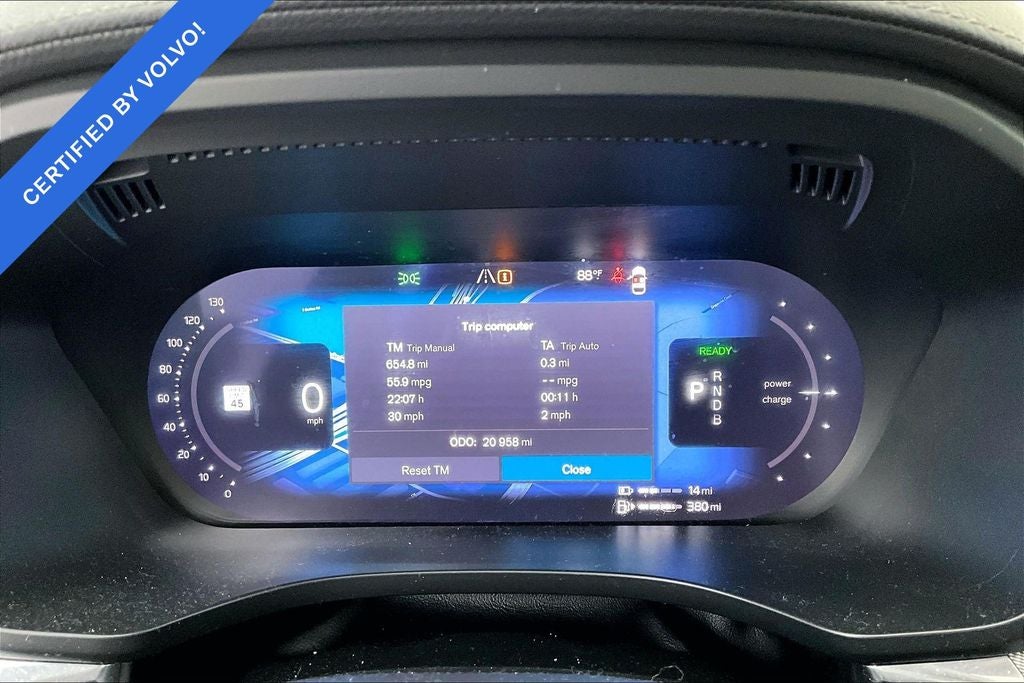 2024 Volvo XC60 Recharge Plug-In Hybrid Ultimate