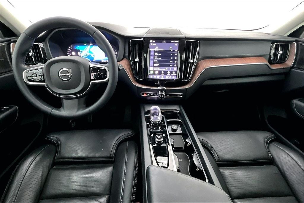 2023 Volvo XC60 Recharge Plug-In Hybrid Ultimate