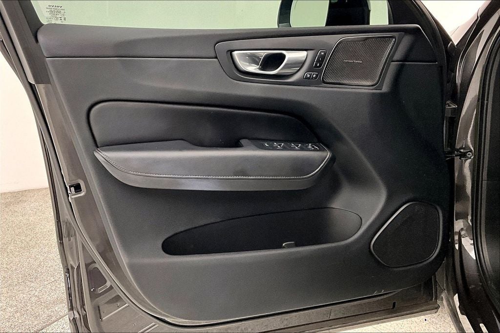 2023 Volvo XC60 Recharge Plug-In Hybrid Ultimate