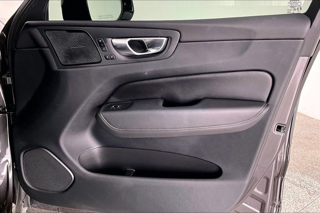 2023 Volvo XC60 Recharge Plug-In Hybrid Ultimate