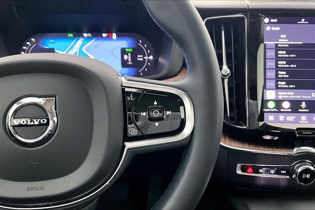2023 Volvo XC60 Recharge Plug-In Hybrid Ultimate