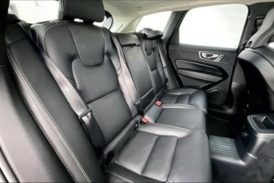 2023 Volvo XC60 Recharge Plug-In Hybrid Ultimate