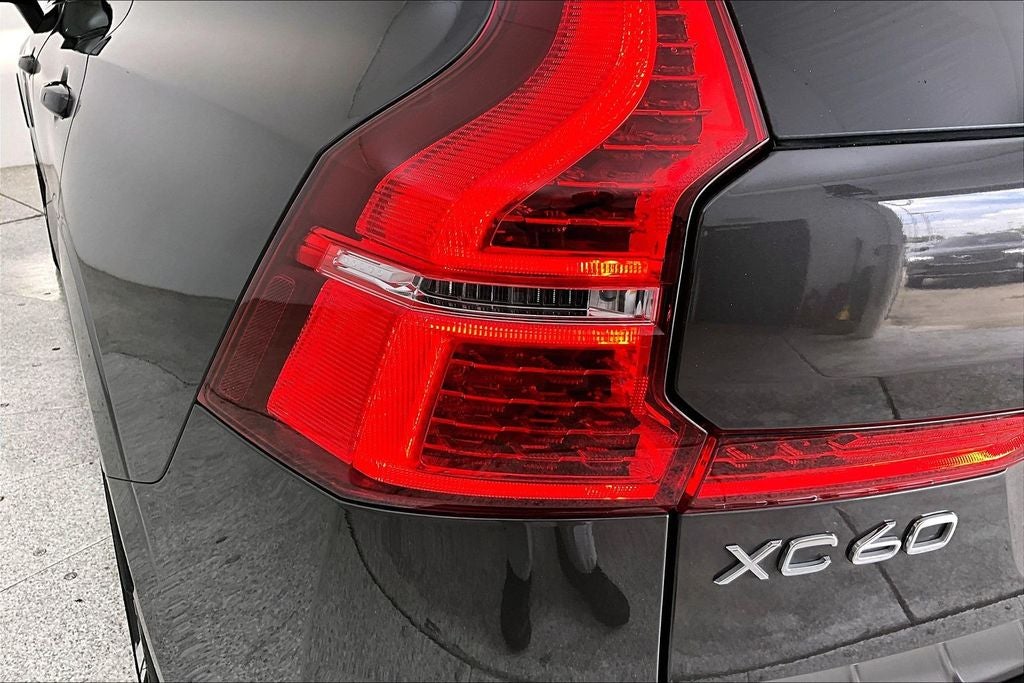 2023 Volvo XC60 Recharge Plug-In Hybrid Ultimate