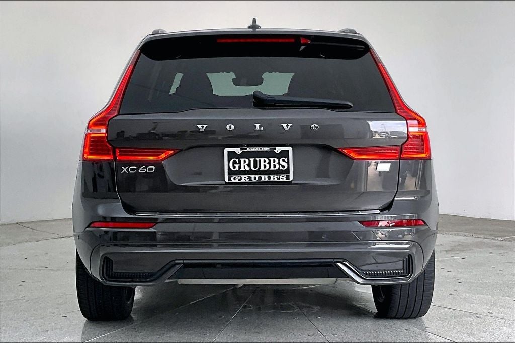 2023 Volvo XC60 Recharge Plug-In Hybrid Ultimate
