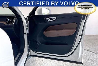 2022 Volvo XC60 Recharge Plug-In Hybrid T8 Inscription Expression