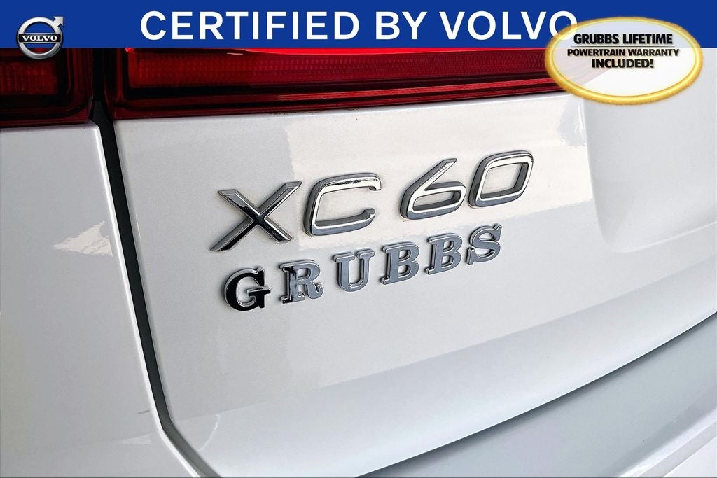 2022 Volvo XC60 Recharge Plug-In Hybrid T8 Inscription Expression