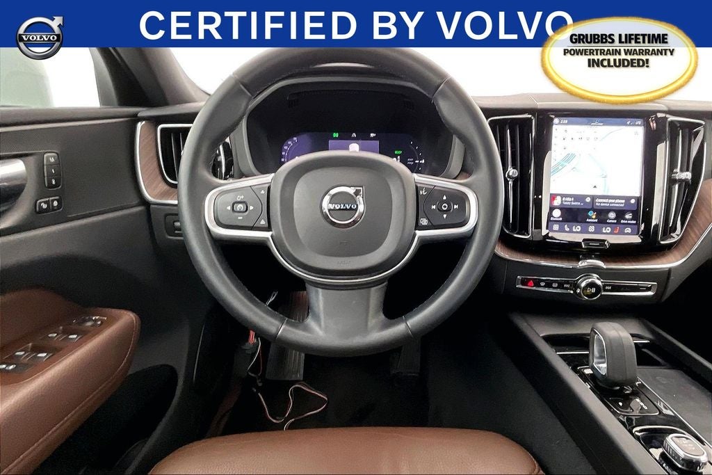 2022 Volvo XC60 Recharge Plug-In Hybrid T8 Inscription Expression