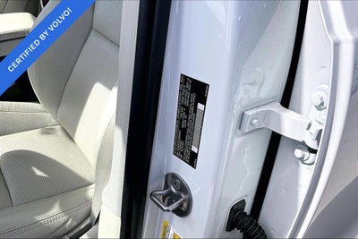 2025 Volvo XC90 Plug-In Hybrid T8 Ultra 6 Passenger
