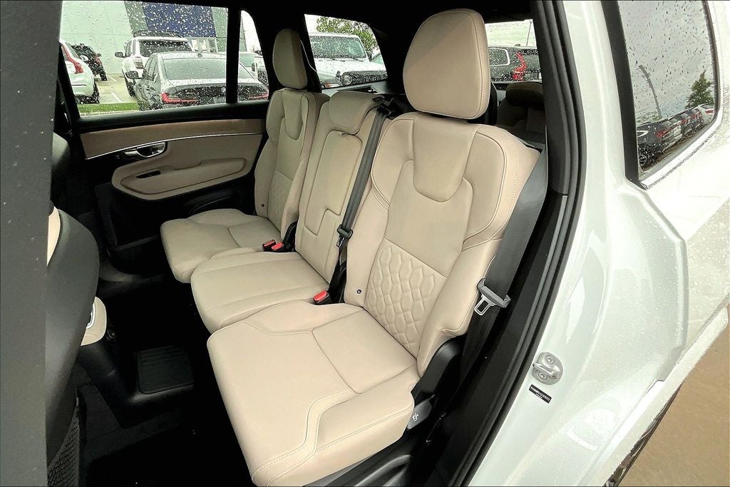 2025 Volvo XC90 Plug-In Hybrid T8 Core 7 Passenger 2025.5
