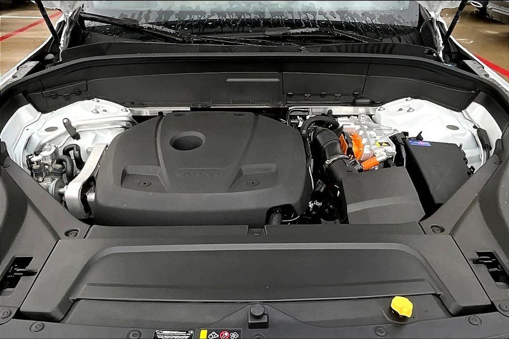 2025 Volvo XC90 Plug-In Hybrid T8 Core 7 Passenger 2025.5