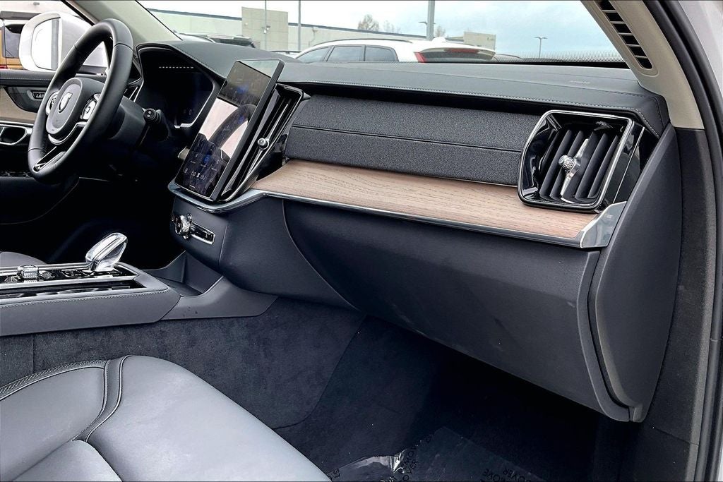 2025 Volvo XC90 Plug-In Hybrid T8 Plus 7 Passenger 2025.5