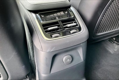 2025 Volvo XC90 Plug-In Hybrid T8 Plus 7 Passenger 2025.5