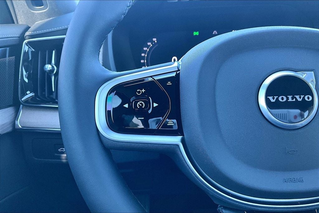 2026 Volvo XC90 Plug-In Hybrid T8 Plus 7 Passenger