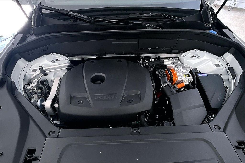 2026 Volvo XC90 Plug-In Hybrid T8 Plus 7 Passenger