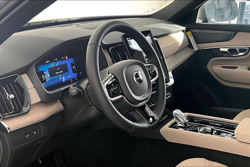 2026 Volvo XC90 Plug-In Hybrid T8 Plus 7 Passenger