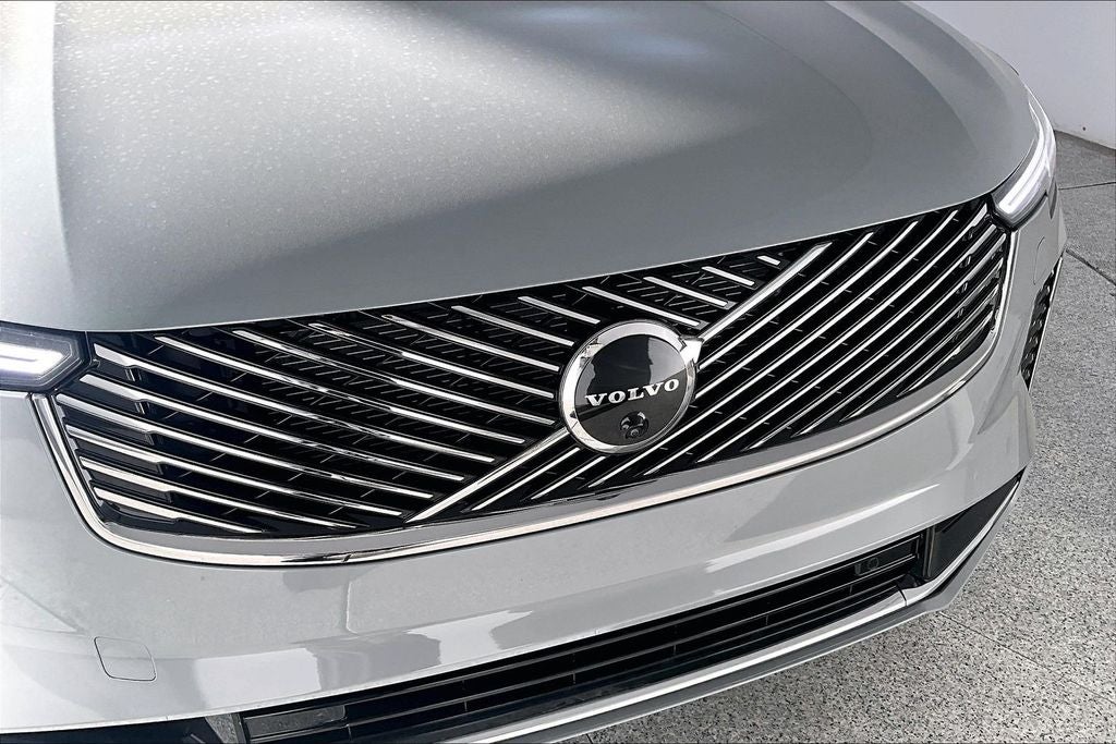 2026 Volvo XC90 Plug-In Hybrid T8 Plus 7 Passenger