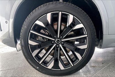 2026 Volvo XC90 Plug-In Hybrid T8 Plus 7 Passenger