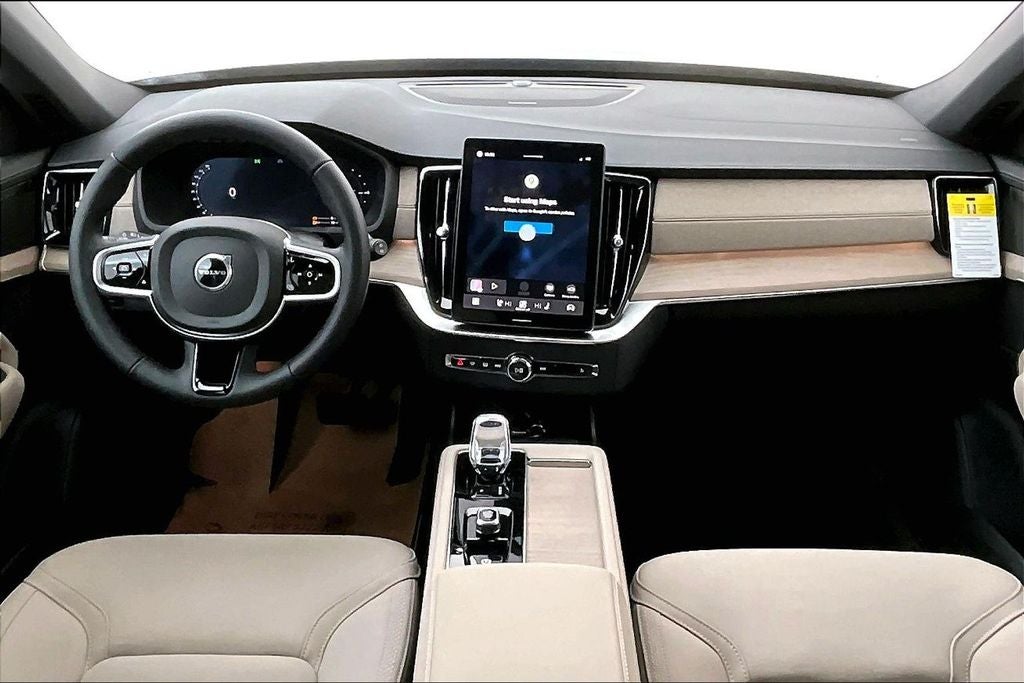 2026 Volvo XC90 Plug-In Hybrid T8 Plus 7 Passenger