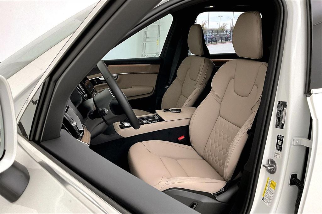 2026 Volvo XC90 Plug-In Hybrid T8 Plus 7 Passenger