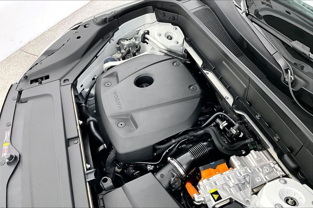 2026 Volvo XC90 Plug-In Hybrid T8 Plus 7 Passenger