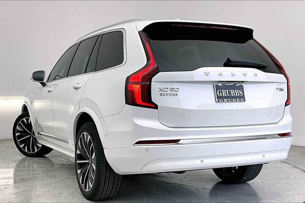 2026 Volvo XC90 Plug-In Hybrid T8 Plus 7 Passenger