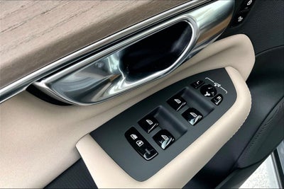 2026 Volvo XC90 Plug-In Hybrid T8 Plus 7 Passenger