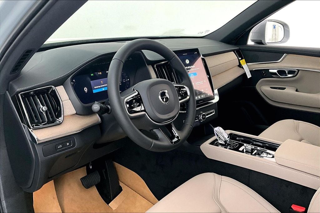 2026 Volvo XC90 Plug-In Hybrid T8 Plus 7 Passenger