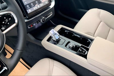 2026 Volvo XC90 Plug-In Hybrid T8 Plus 7 Passenger