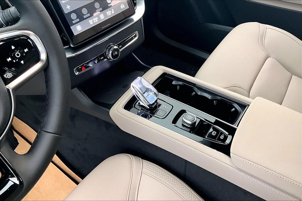 2026 Volvo XC90 Plug-In Hybrid T8 Plus 7 Passenger