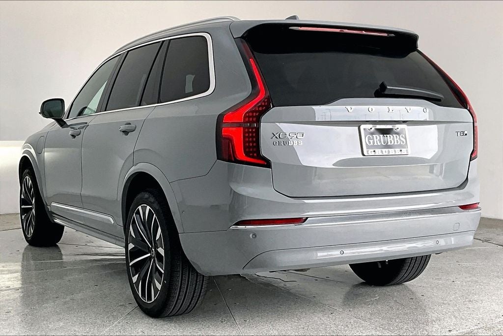 2026 Volvo XC90 Plug-In Hybrid T8 Plus 7 Passenger
