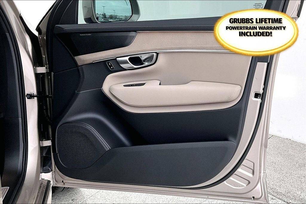 2026 Volvo XC90 Plug-In Hybrid T8 Plus 7 Passenger