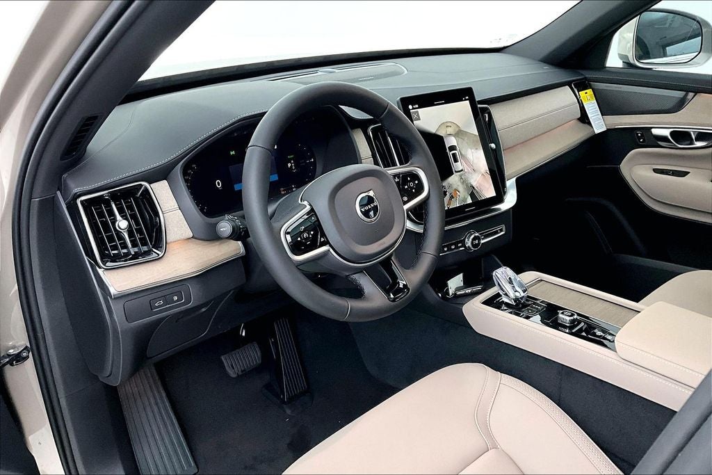 2026 Volvo XC90 Plug-In Hybrid T8 Plus 7 Passenger