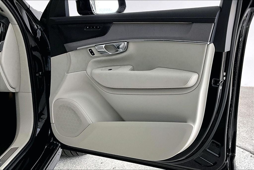 2026 Volvo XC90 Plug-In Hybrid T8 Ultra 7 Passenger