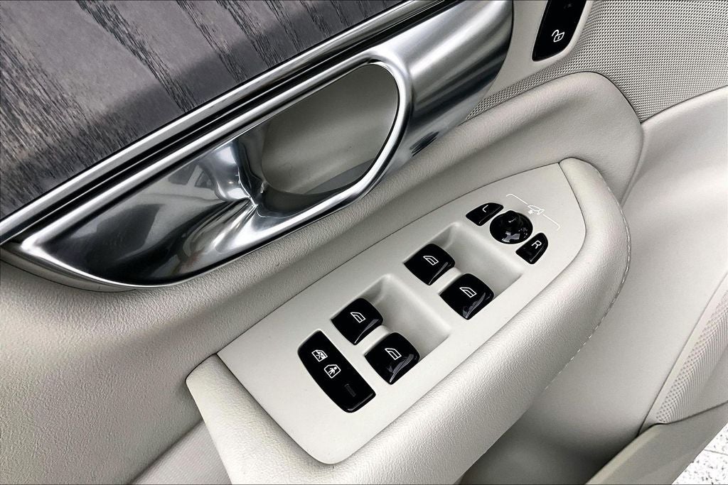 2026 Volvo XC90 Plug-In Hybrid T8 Ultra 7 Passenger