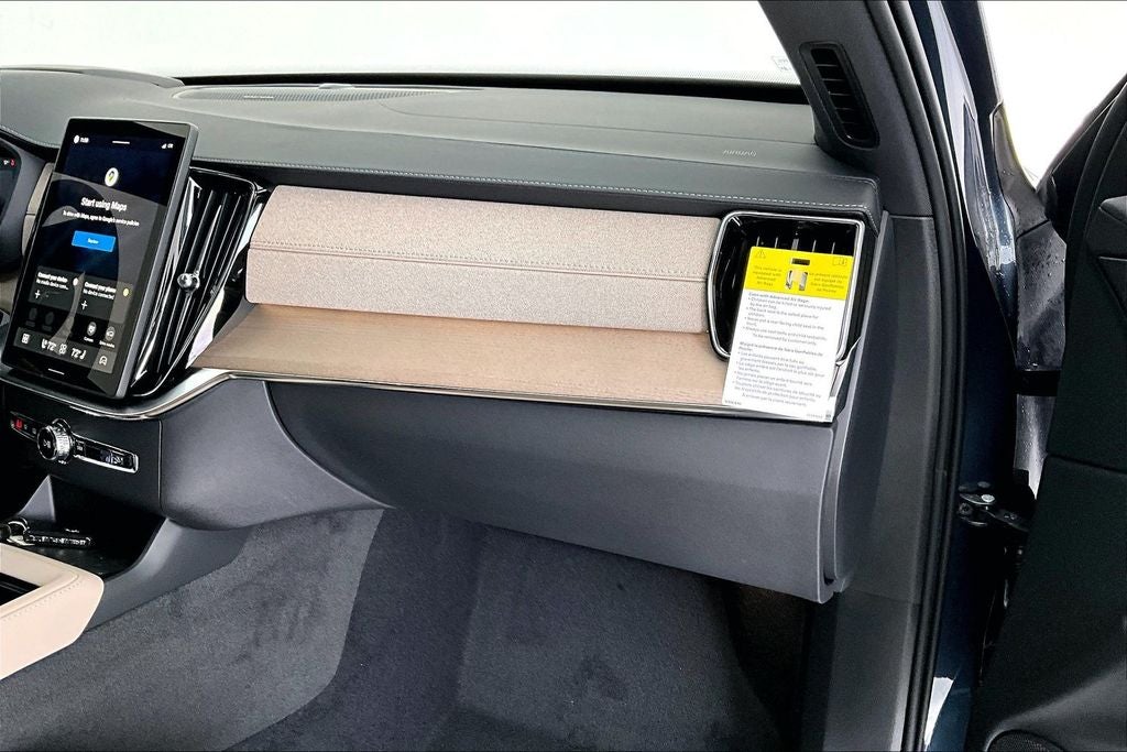 2026 Volvo XC90 Plug-In Hybrid T8 Ultra 7 Passenger