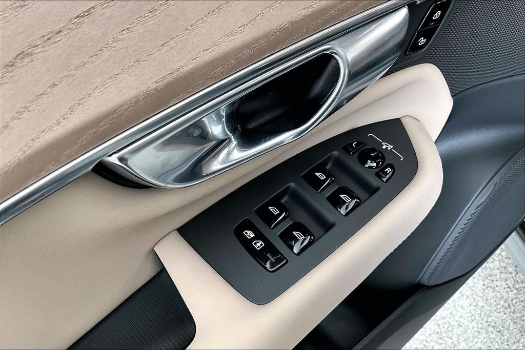 2026 Volvo XC90 Plug-In Hybrid T8 Ultra 7 Passenger