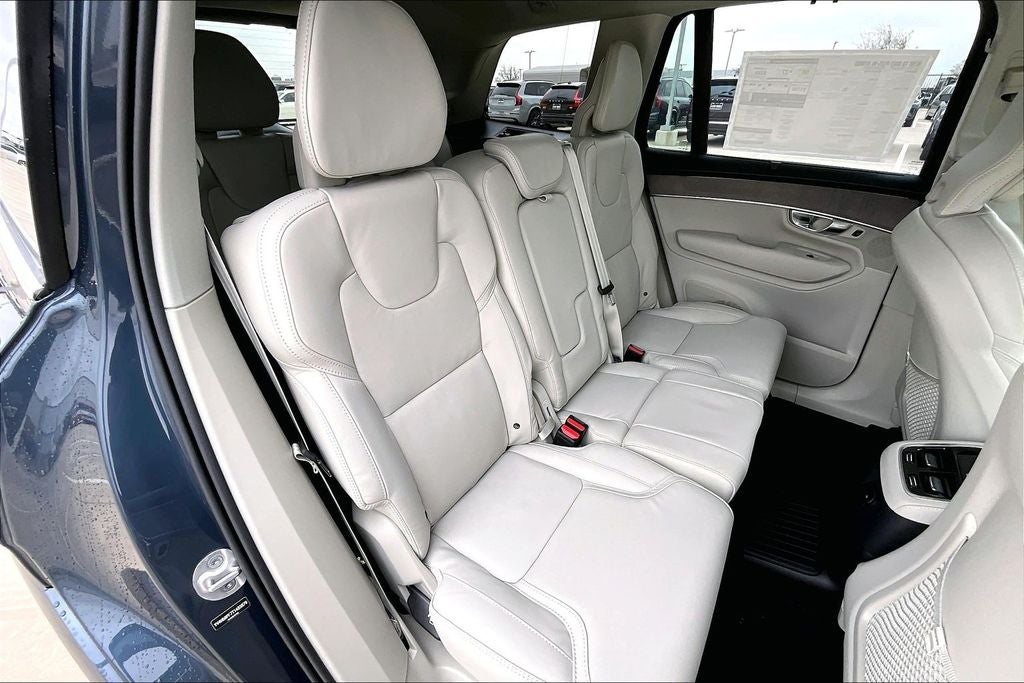 2026 Volvo XC90 Plug-In Hybrid T8 Ultra 7 Passenger